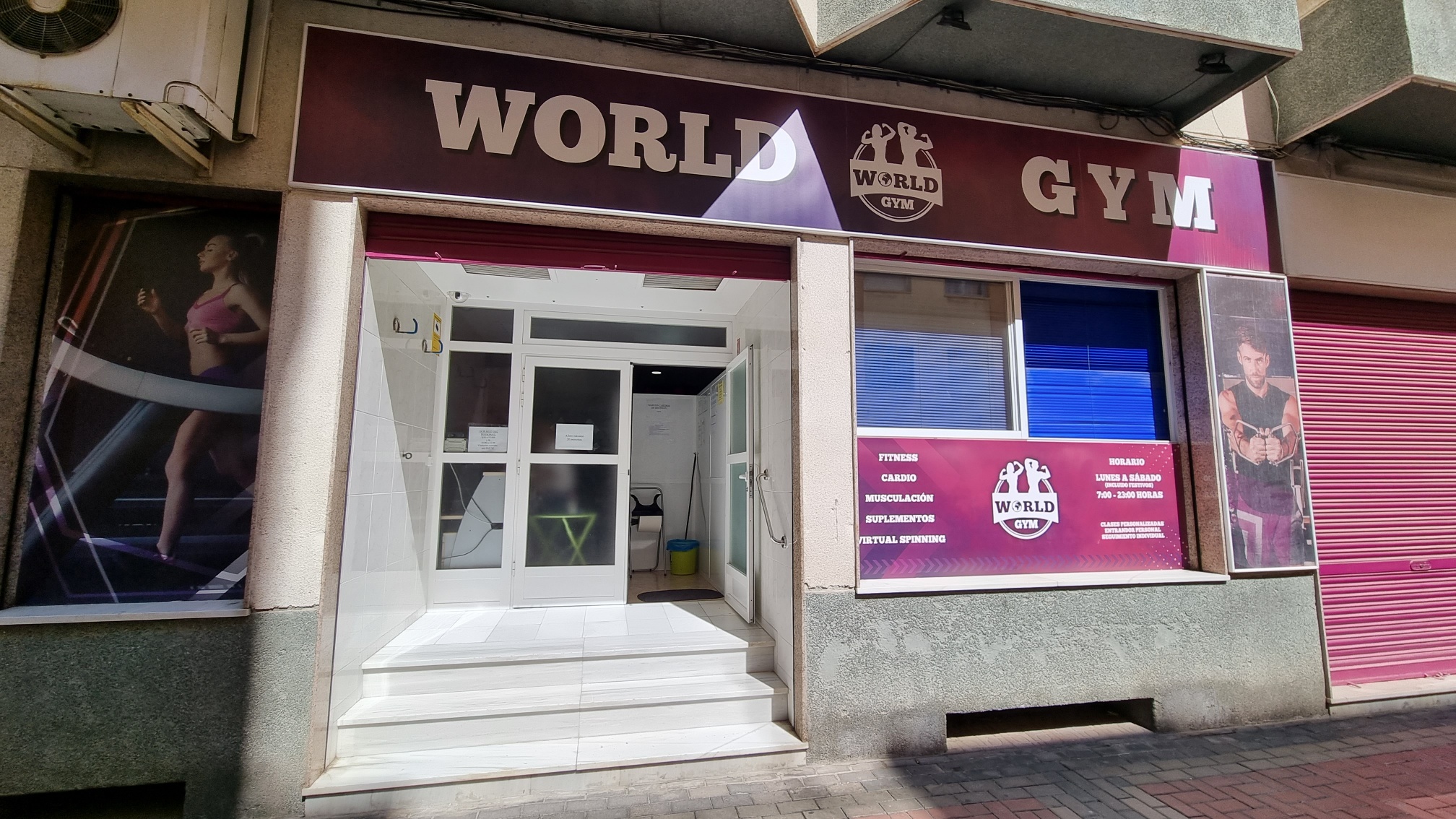 WORLD GYM Gimnasio en Águilas | Discover in Murcia